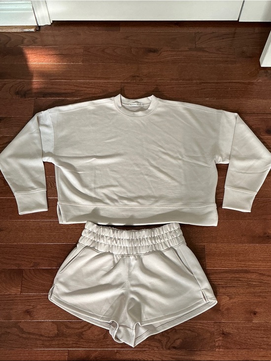 Zenana Outfitters Other - Zenana Outfitters 2 Piece Cream Crewneck Sweatshirt and Shorts
